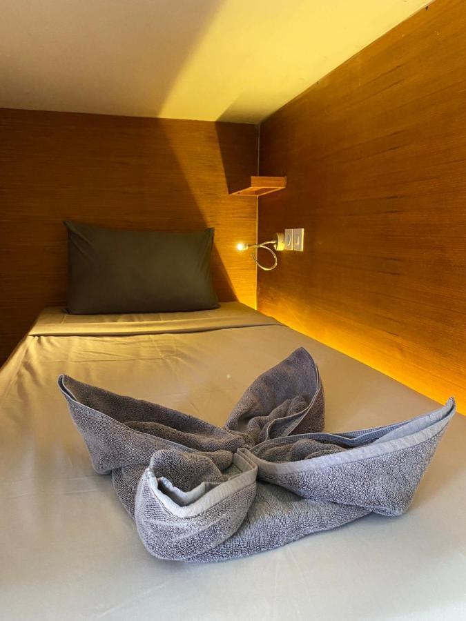 Kaniu Capsule Hostel Kuta  Buitenkant foto