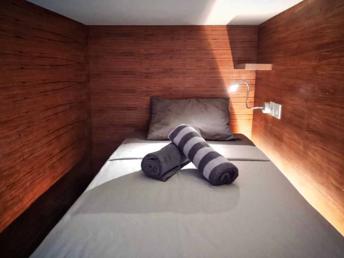 Kaniu Capsule Hostel Kuta  Buitenkant foto